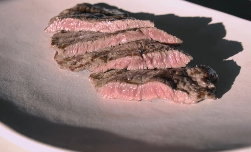 How to cut ox rump steak to make fillets for frying